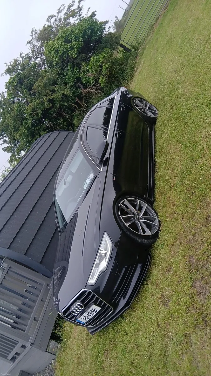Audi A6 2011 - Image 1