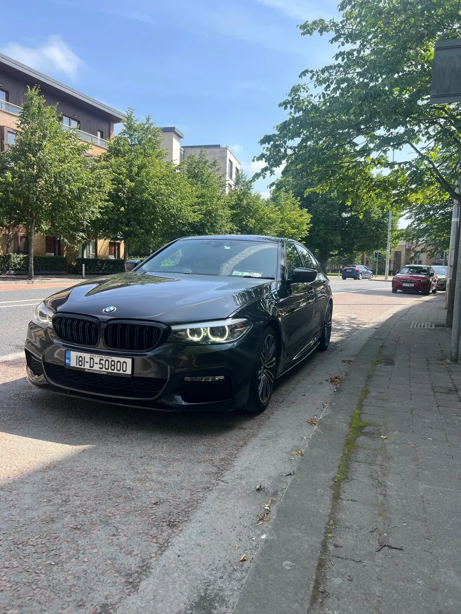 BMW 5-Series 2018 M SPORT - Image 2