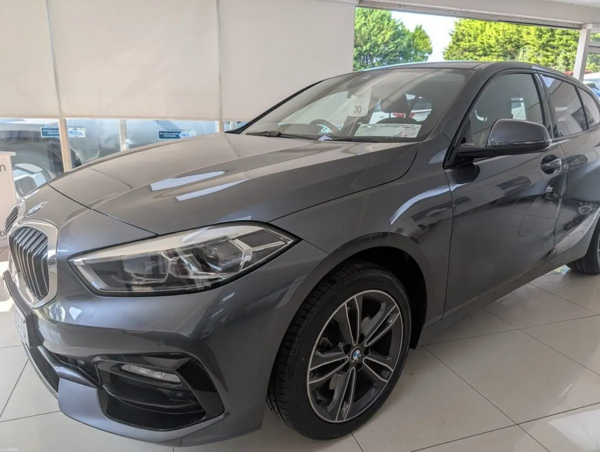 BMW 1-Series Series 116D SPORT - Image 1
