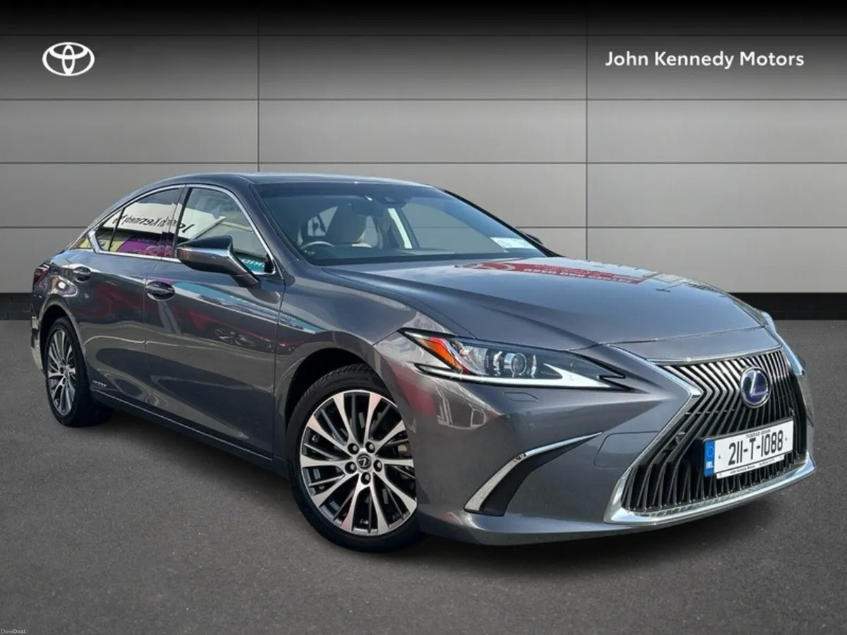 Lexus ES Dynamic - Image 1