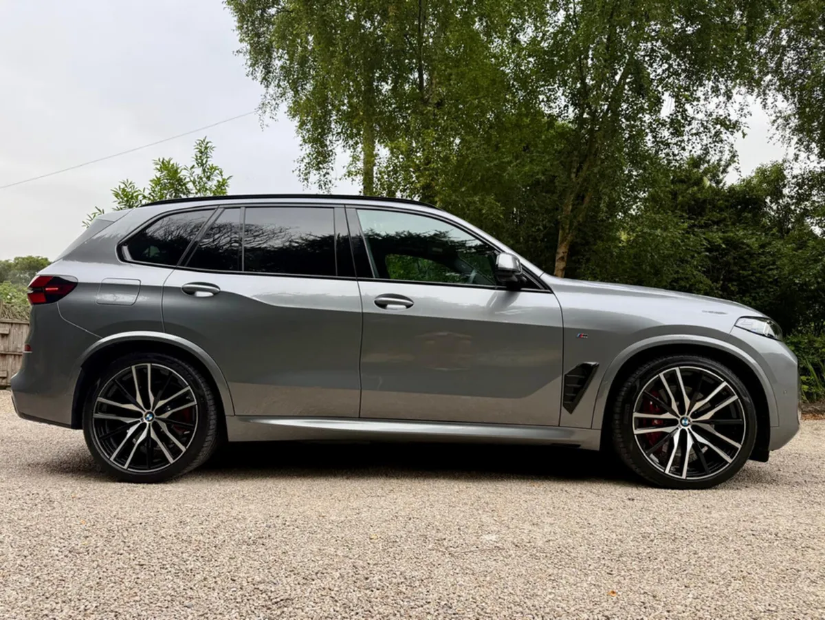 BMW X5 50E M SPORT PRO *SkyLounge…Comfort Pack…Har - Image 3