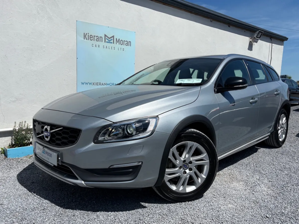 Volvo V60 2L LDA FD4204T 5DR AUTO - Image 1