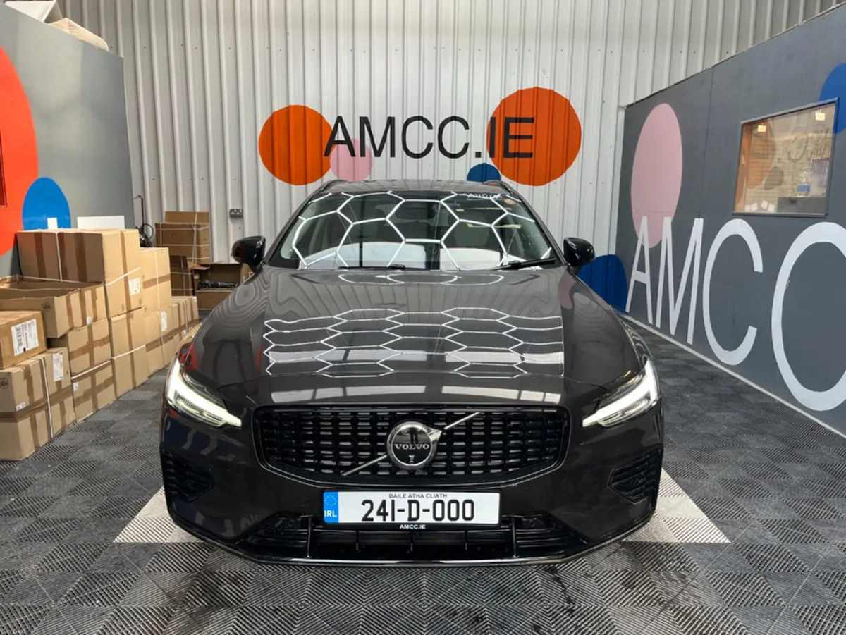 Volvo V60 2024 VOLVO V60 T6 PLUG-IN 2.0 AUTOMATIC - Image 6