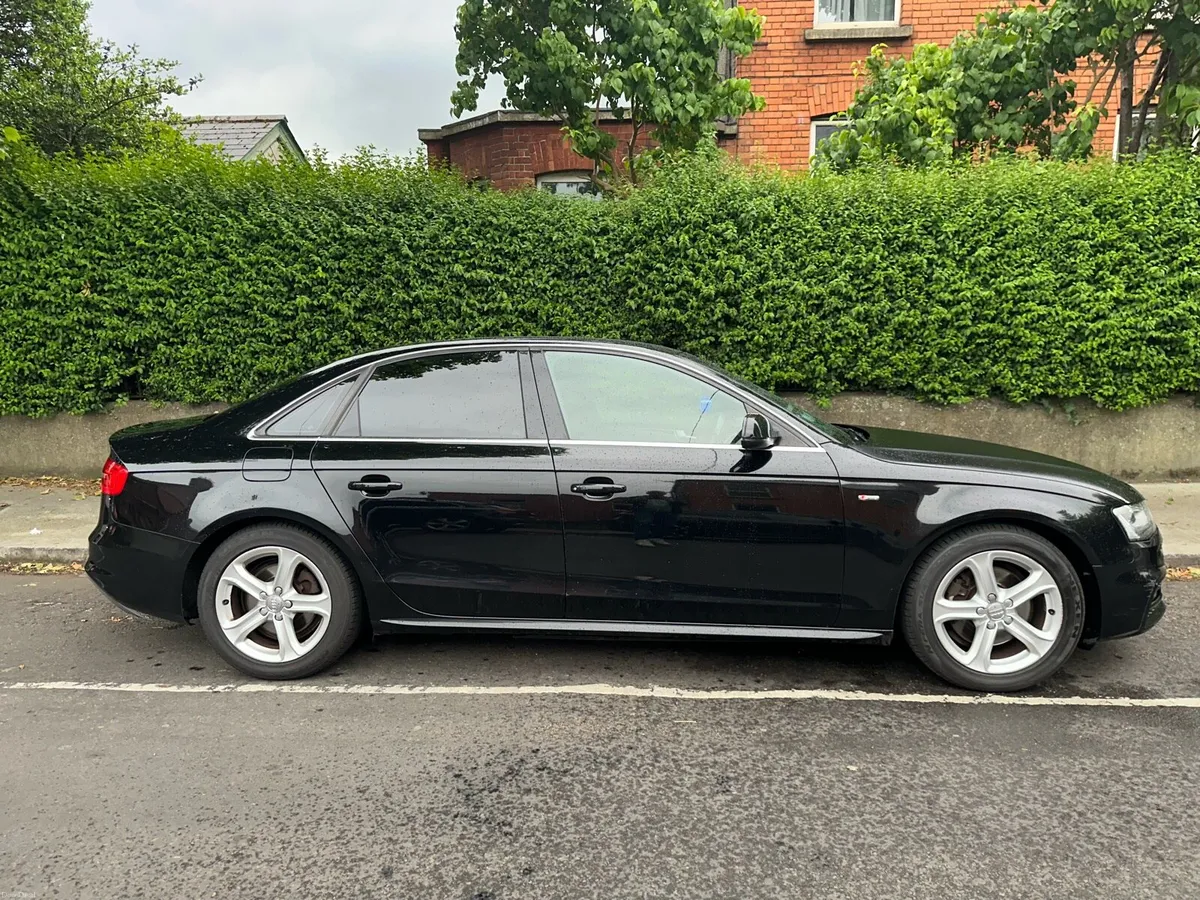 Audi A4 - Image 2