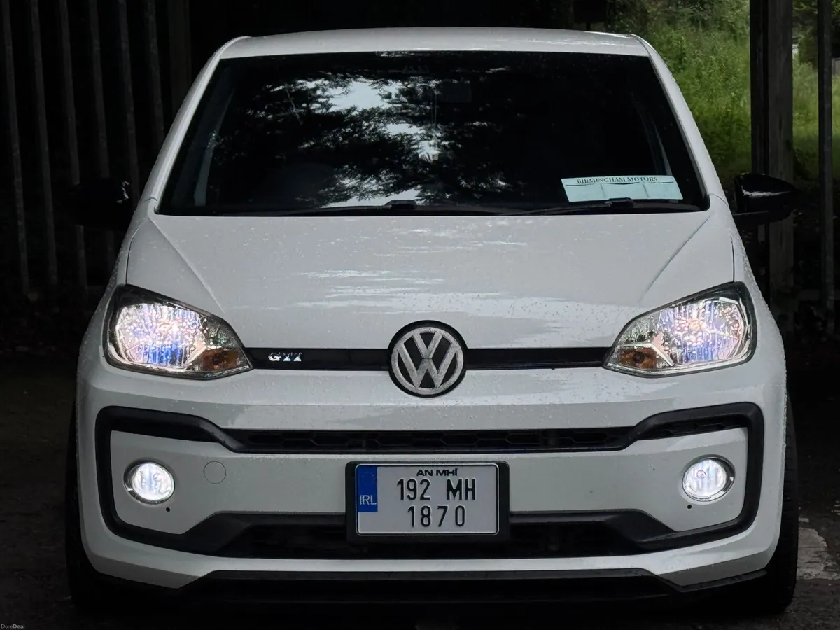 Volkswagen UP GTI - Image 4