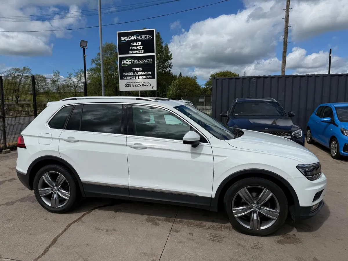 2018 Volkswagen Tiguan SEL DSG - Image 2