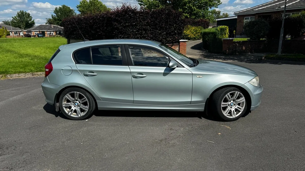 BMW 1 series. 2008 5 door tax and NCT to 03/2027 - Image 3