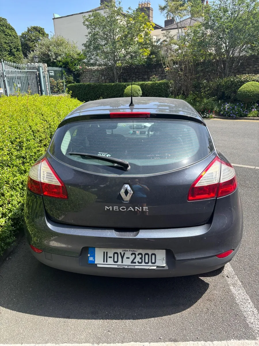 Renault Megane 2011 *Read Description* - Image 4