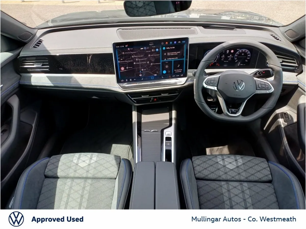Volkswagen Passat 2.0 TDI R-Line - Image 2