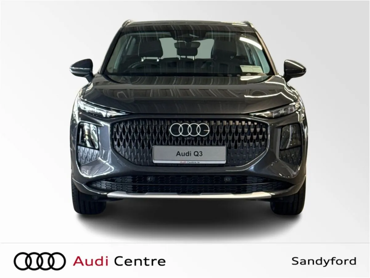 Audi Q3 TDI 150HP S-T SE - Image 5