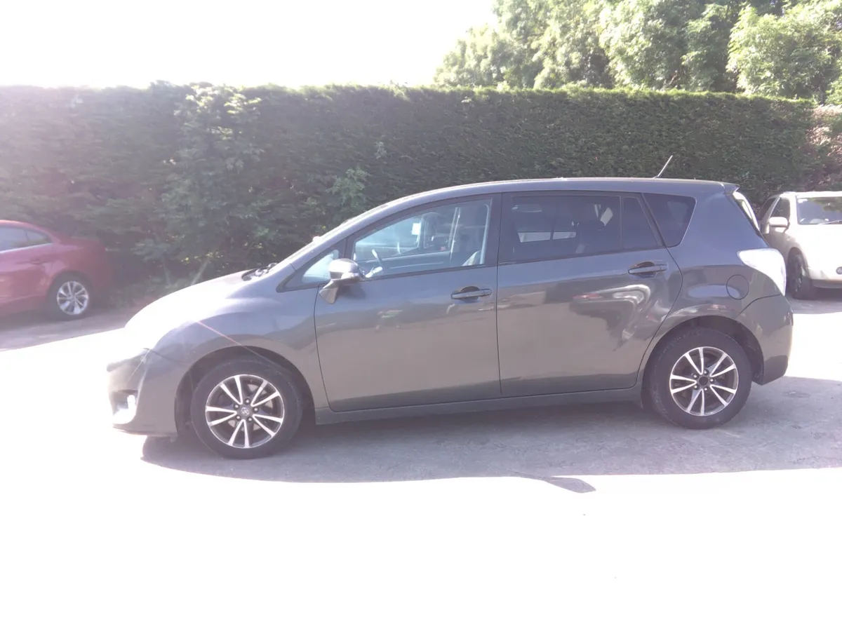 Toyota Verso 2015 - Image 2