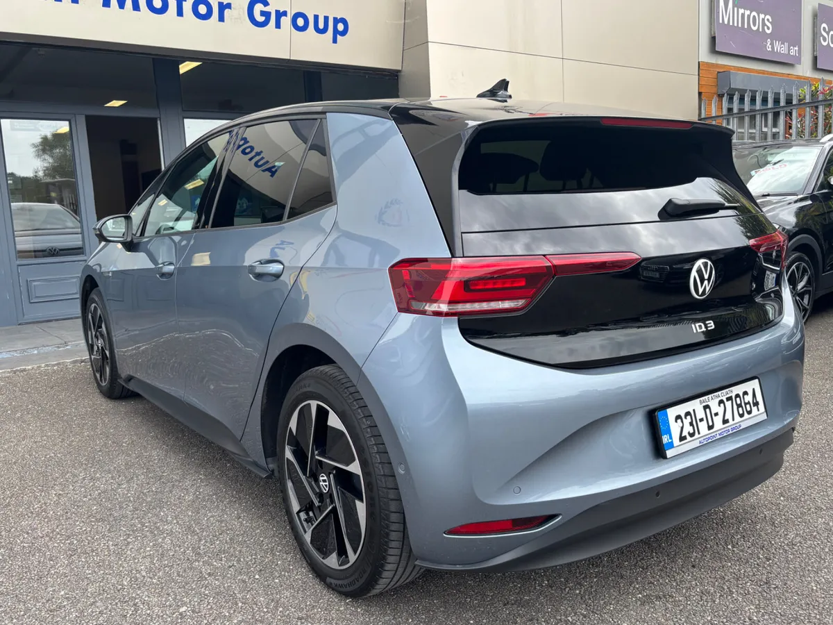 LIFE DX 58kWh (204BHP) - SAVE €2000 - Image 3