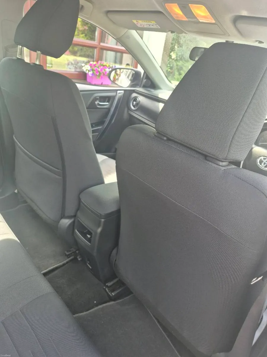 Toyota Auris Luna - Image 3