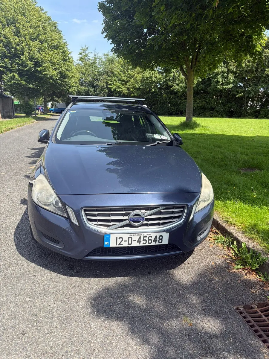 2012 volvo v60 - Image 1