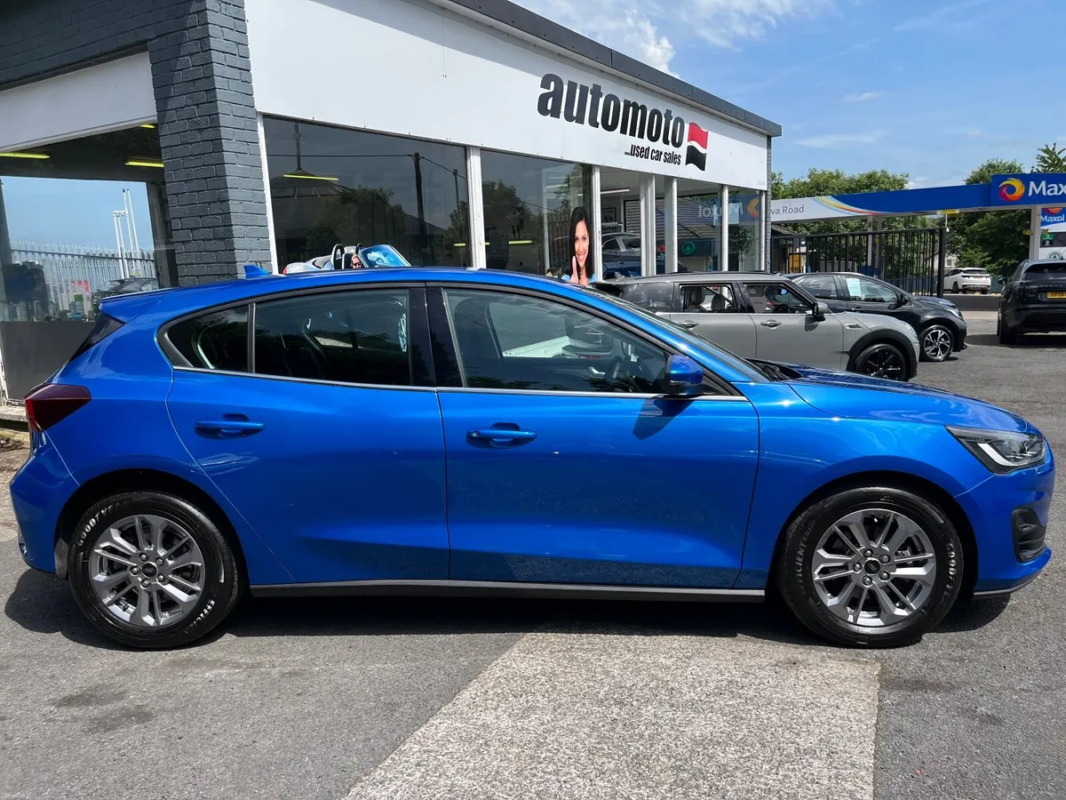 Ford Focus 1.0T EcoBoost MHEV Titanium DCT Euro 6 - Image 2