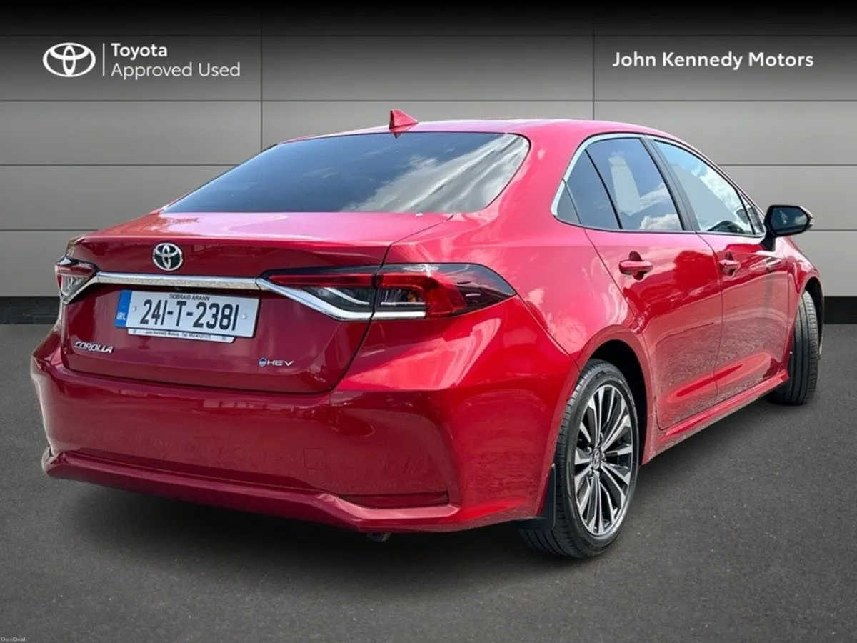 Toyota Corolla SALOON LUNA SPORT - Image 2
