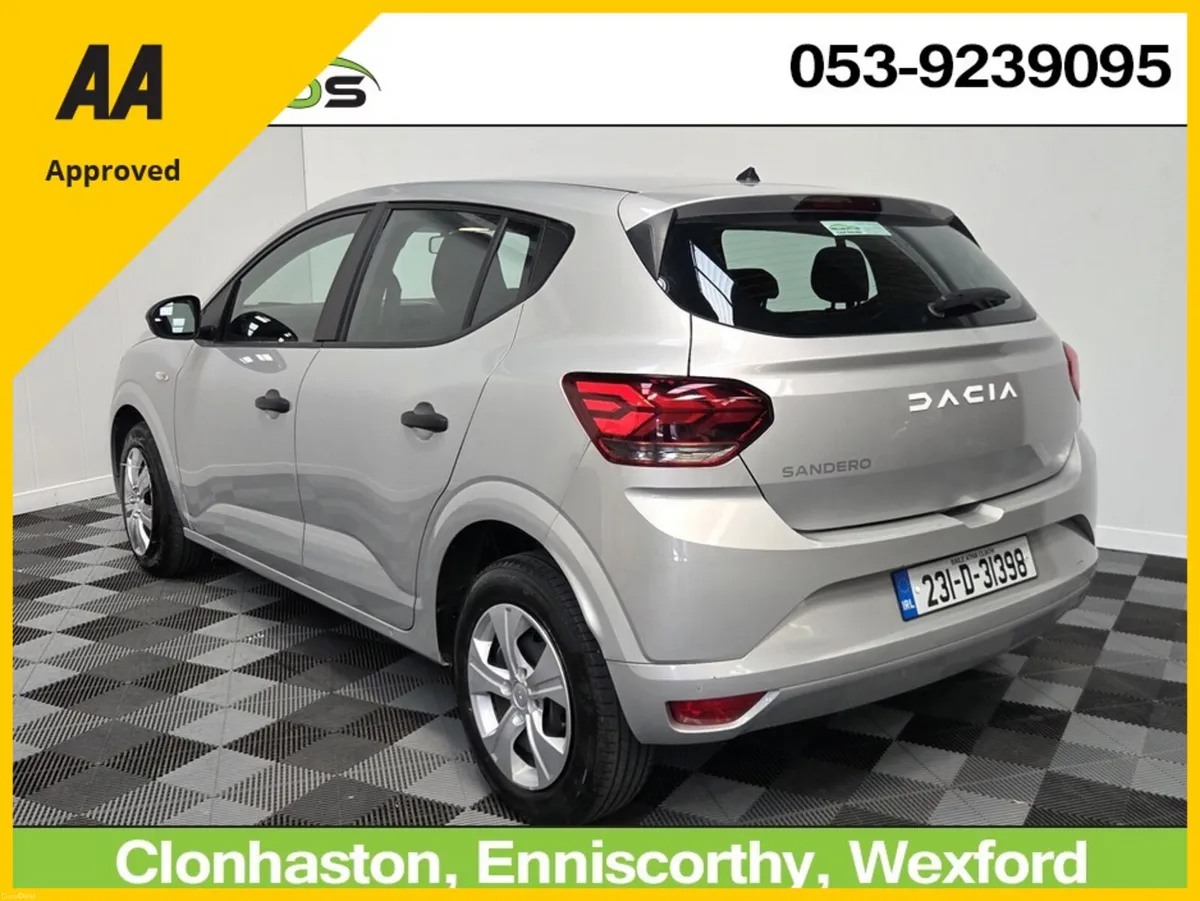 Dacia Sandero 2023 ESSENTIAL - Image 5