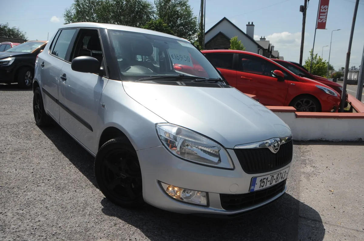 Skoda Fabia 2015 - Image 2