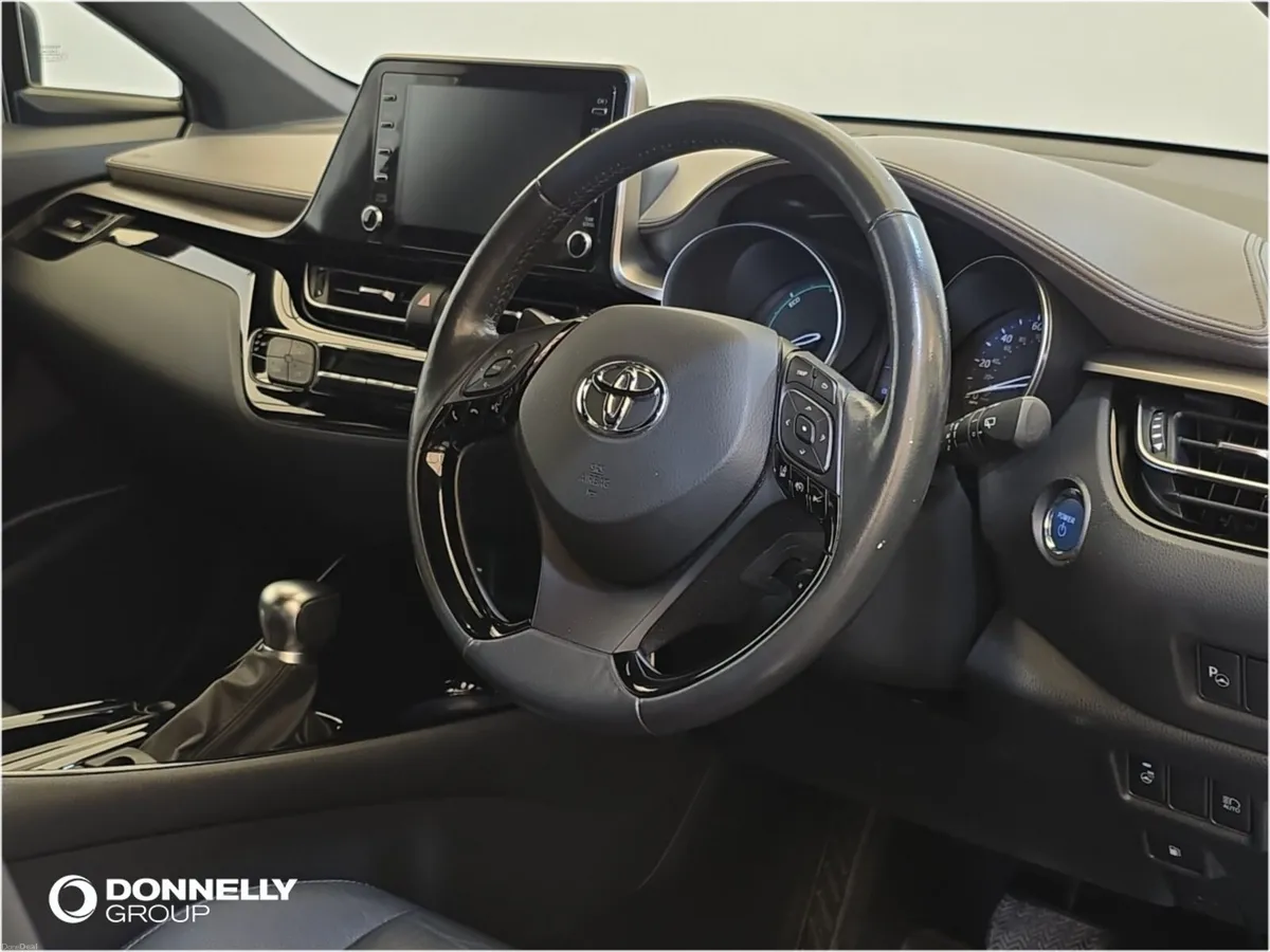 Toyota C-HR C-Hr Hatchback Excel - Image 4
