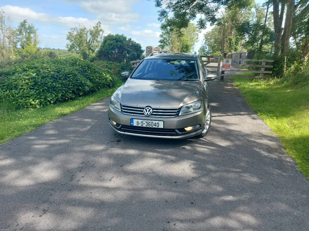 VOLKSVAGEN PASSAT 2011 1,6  ESTATE LONG NCT 08/27 - Image 2