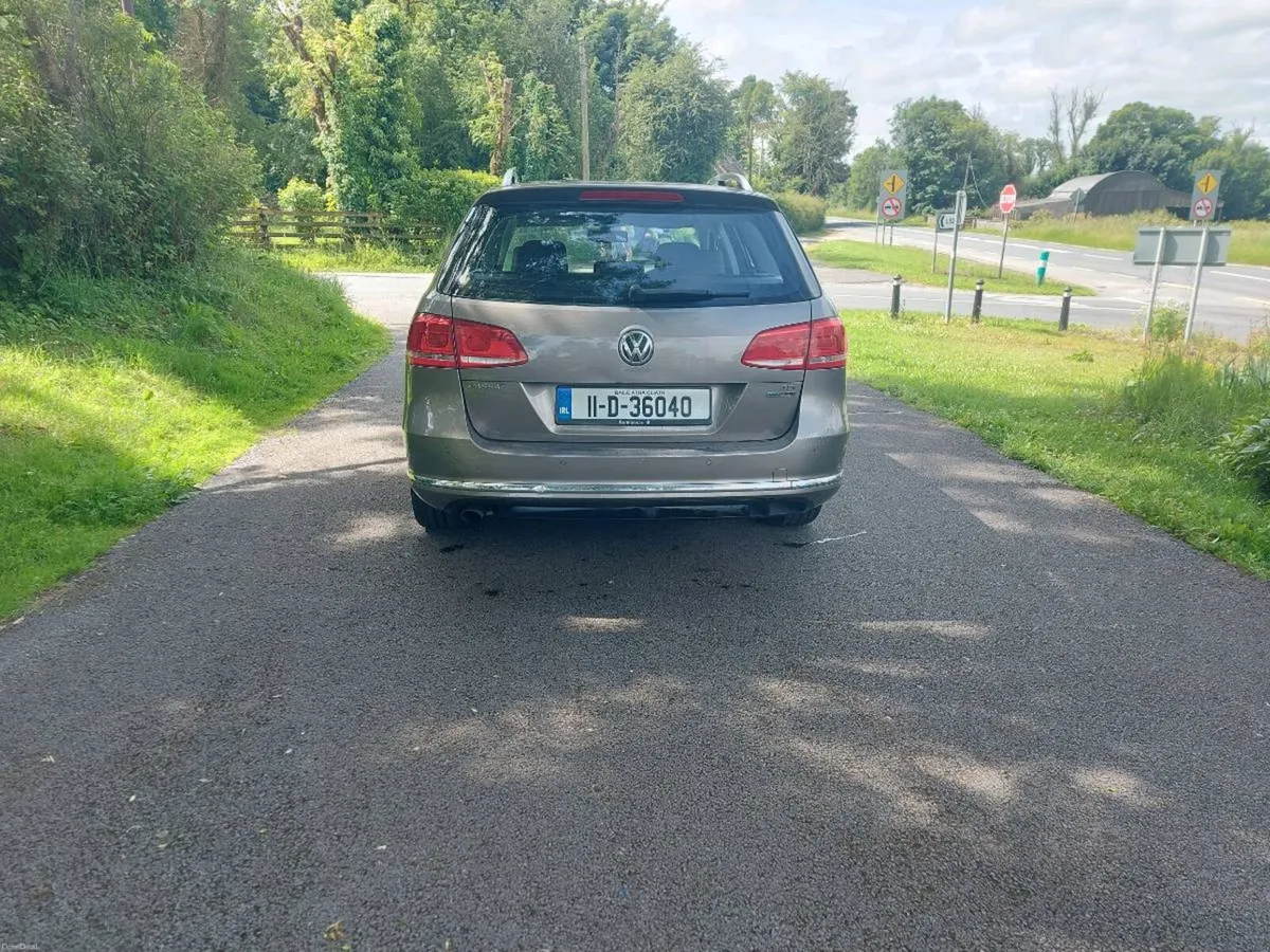 VOLKSVAGEN PASSAT 2011 1,6  ESTATE LONG NCT 08/27 - Image 4