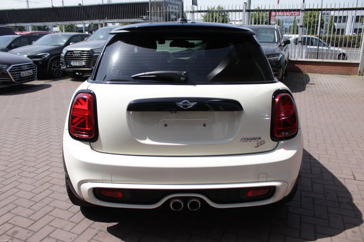 2018 MINI COOPER SD 2.0 3DR HATCHBACK AUTO - Image 5