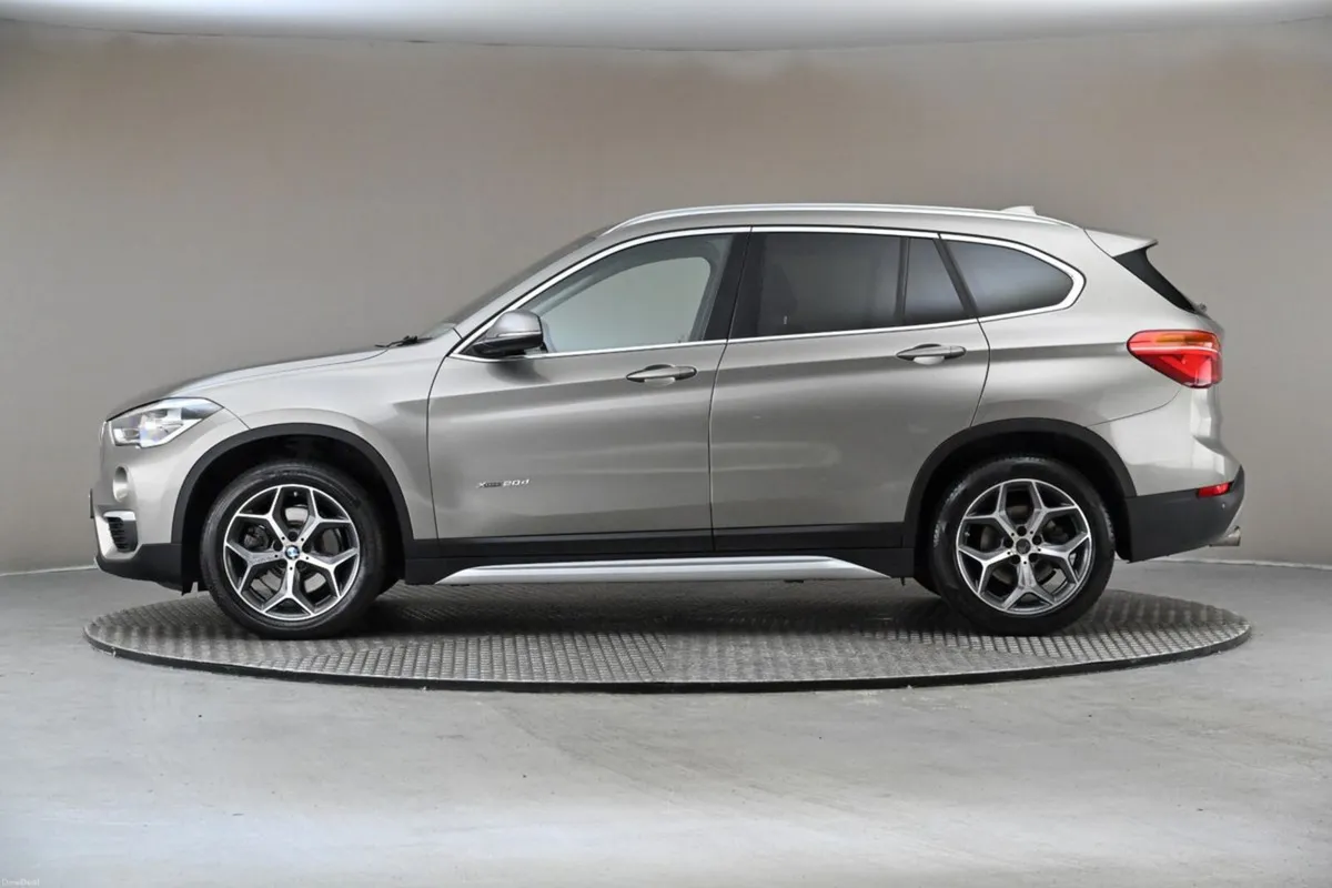 BMW X1 XDRIVE20D XLINE **BROWN LEATHER** - Image 5