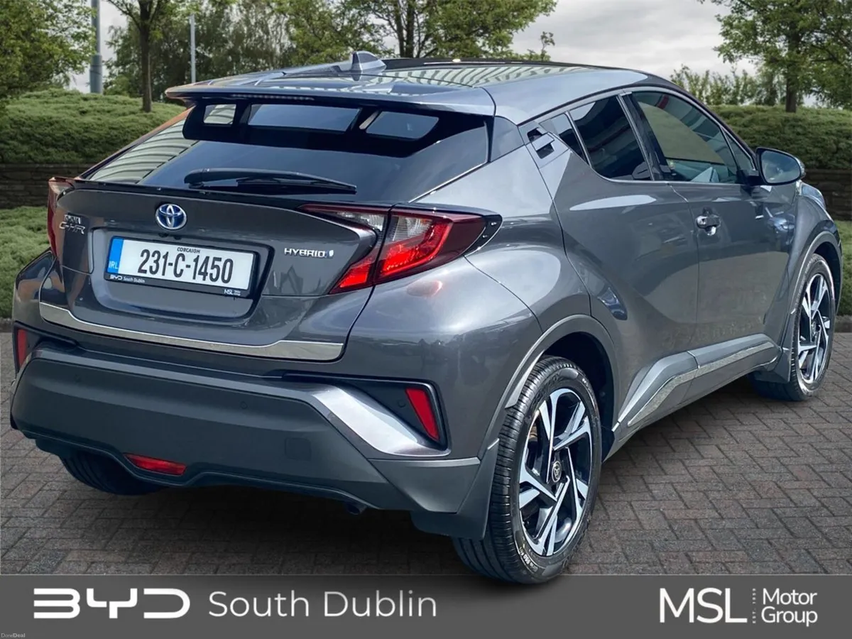 Toyota C-HR 1.8 HYBRID SPORT - Image 4