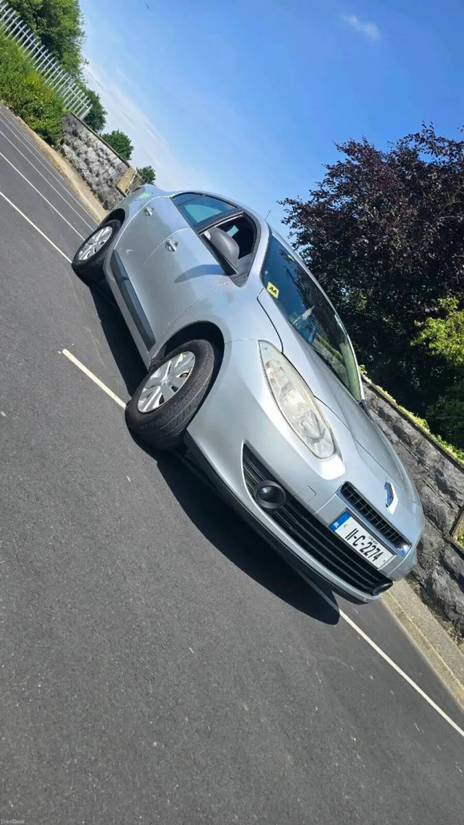 2011 renault fluence - Image 1