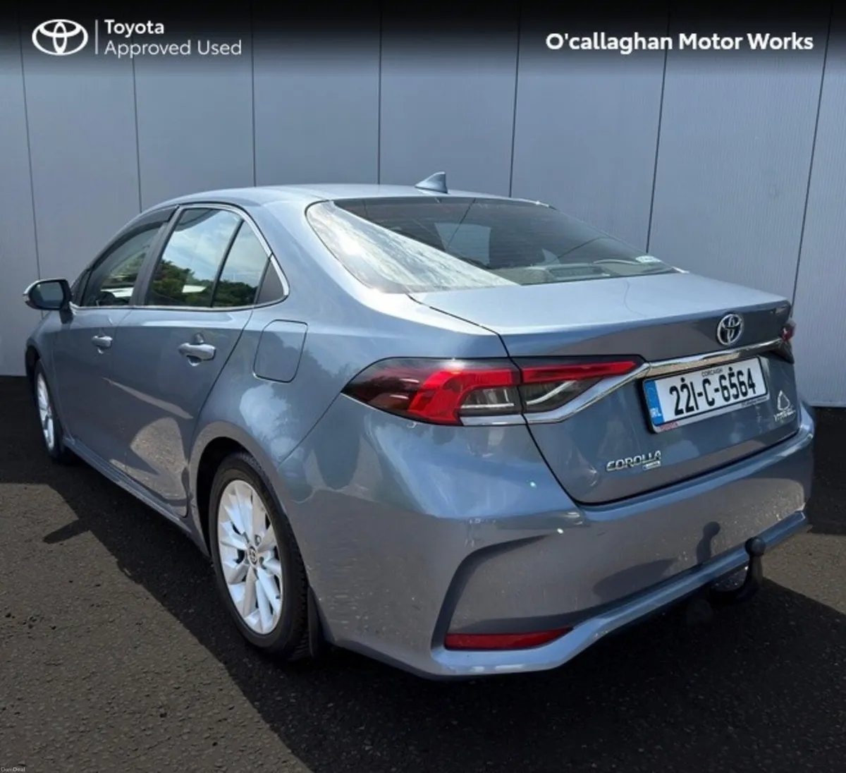 Toyota Corolla LUNA 4DR AUTO HYBRID - Image 3