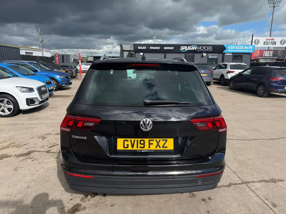 2019 Volkswagen Tiguan - Image 3