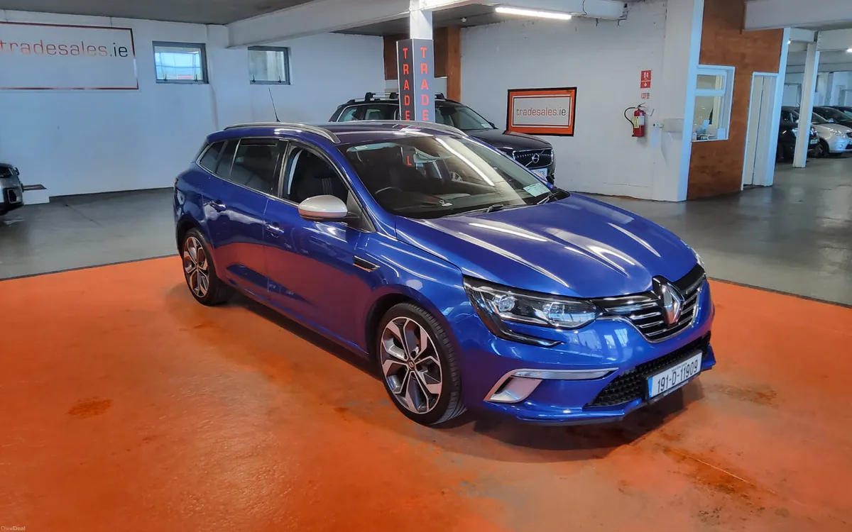 Renault Megane 2019 - Image 1