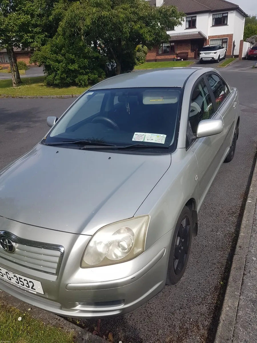 Toyota Avensis 2005 - Image 1