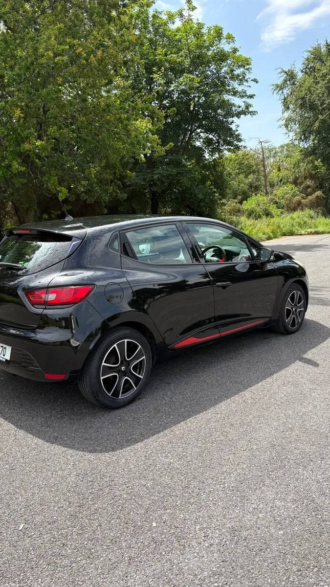 Renault Clio Dynamique 2017 - Image 1