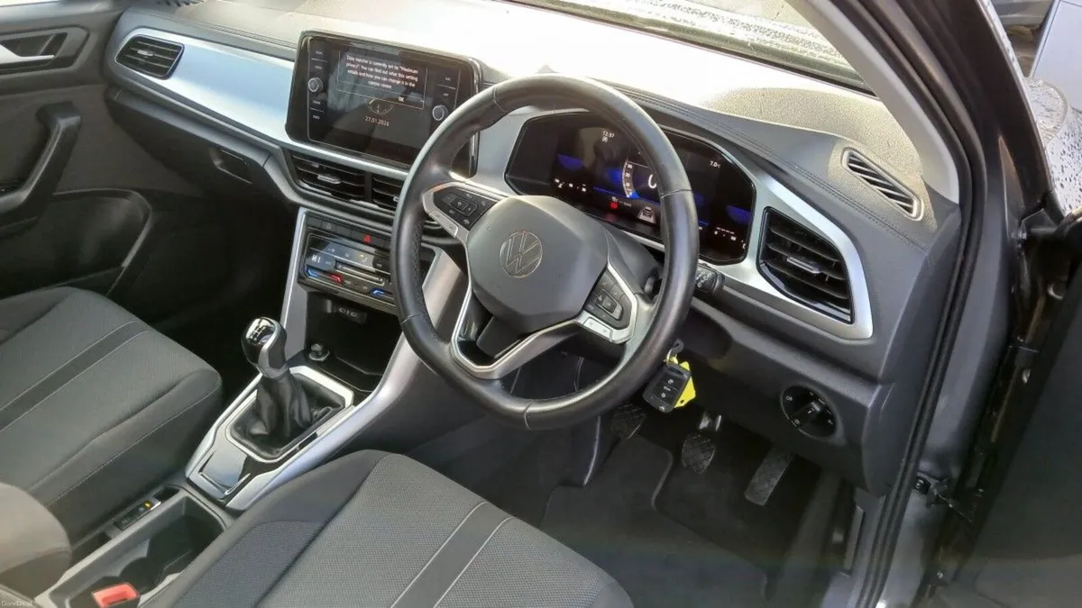 Volkswagen T-Roc Life 2.0 TDI 116HP **APP CONNECT, - Image 6
