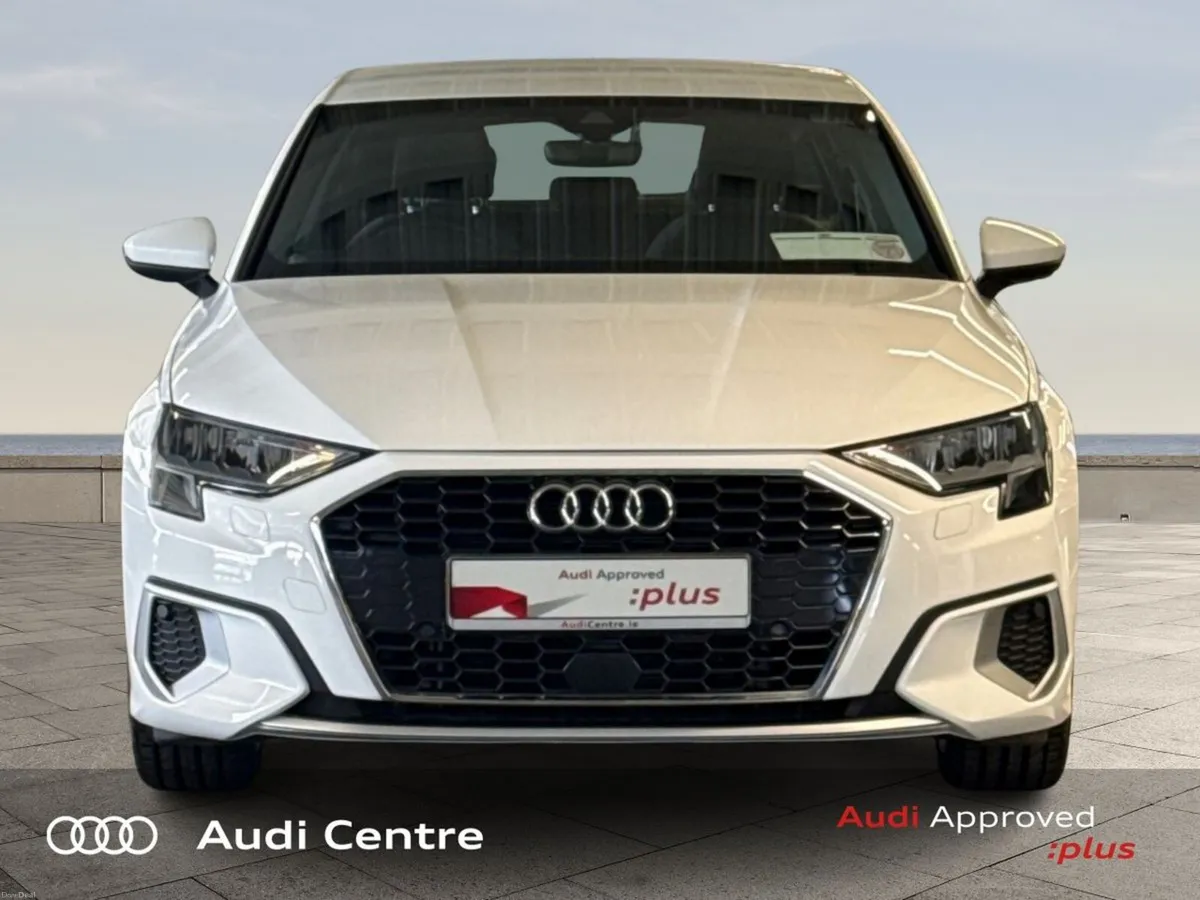 Audi A3 35 TFSI 150HP S Tronic SE - Image 2