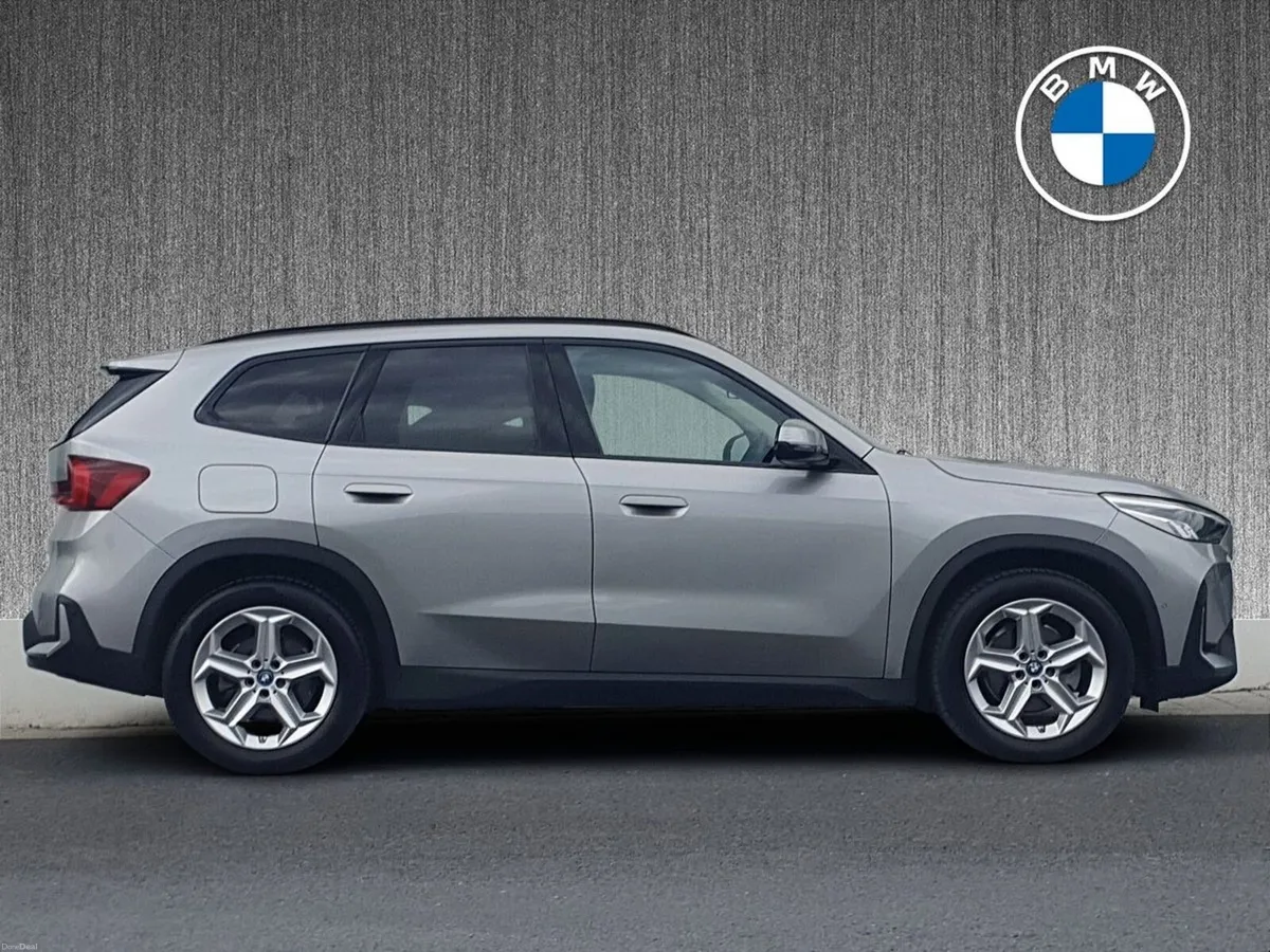 BMW iX1 eDrive20 Sport - Image 4