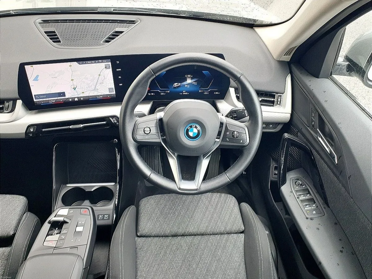 BMW iX1 eDrive20 Sport - Image 5