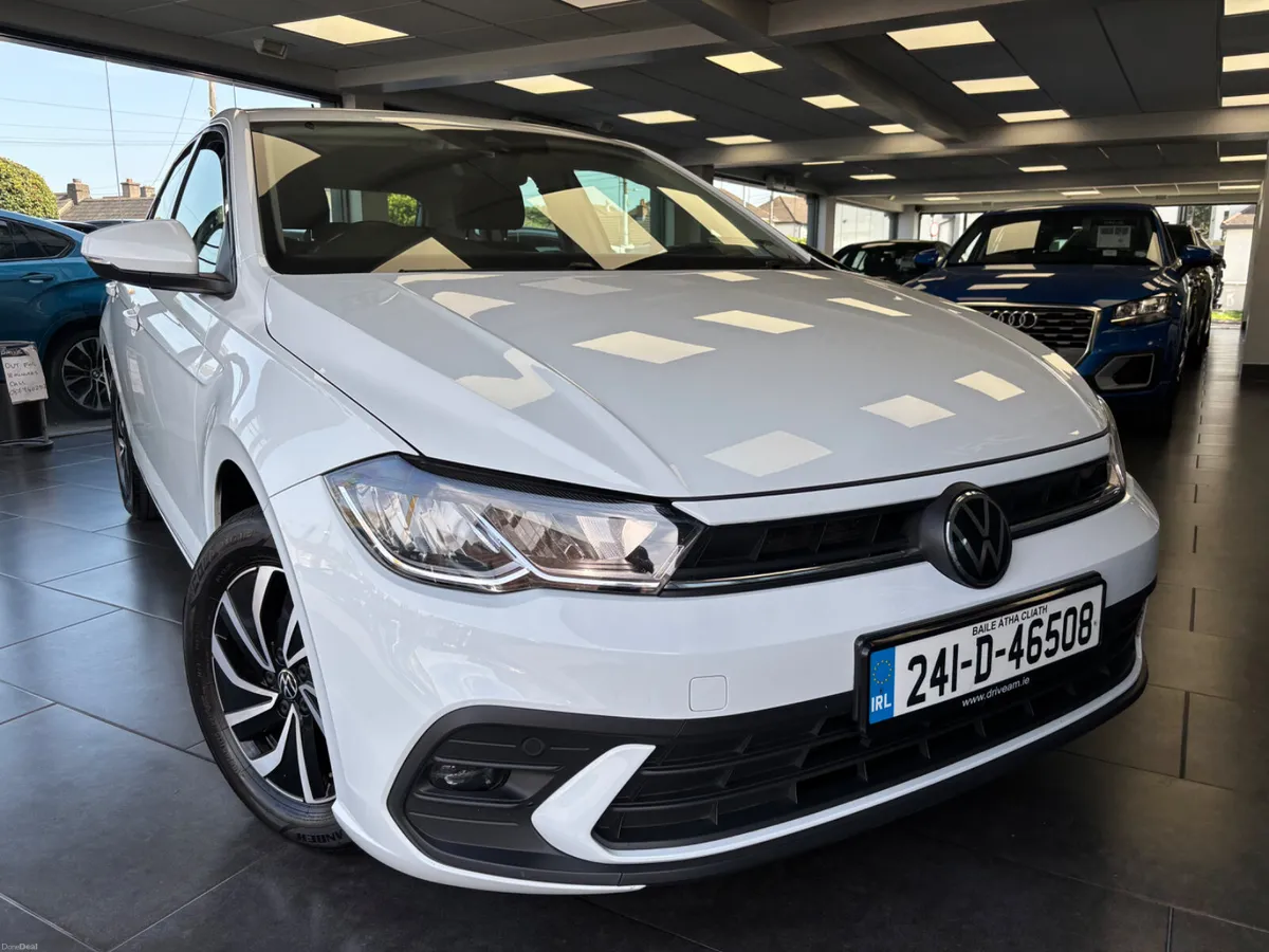 Volkswagen Polo 2024 1.0 TSI Life ***Automatic*** - Image 4