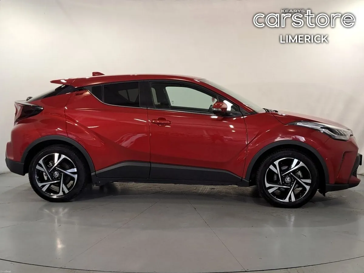 Toyota C-HR C-Hr Design Hev Cvt  Design  184 VVT-i - Image 2