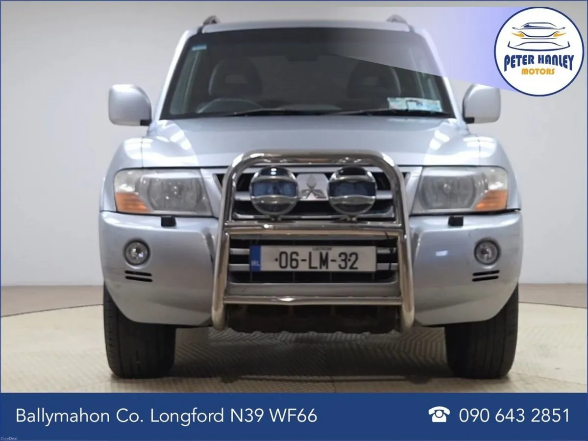 Mitsubishi Pajero 3.2 SWB - Image 4