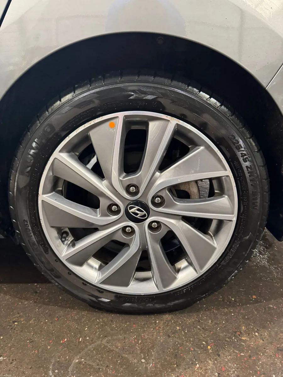 Hyundai i30 Fastback 2020 - Image 4