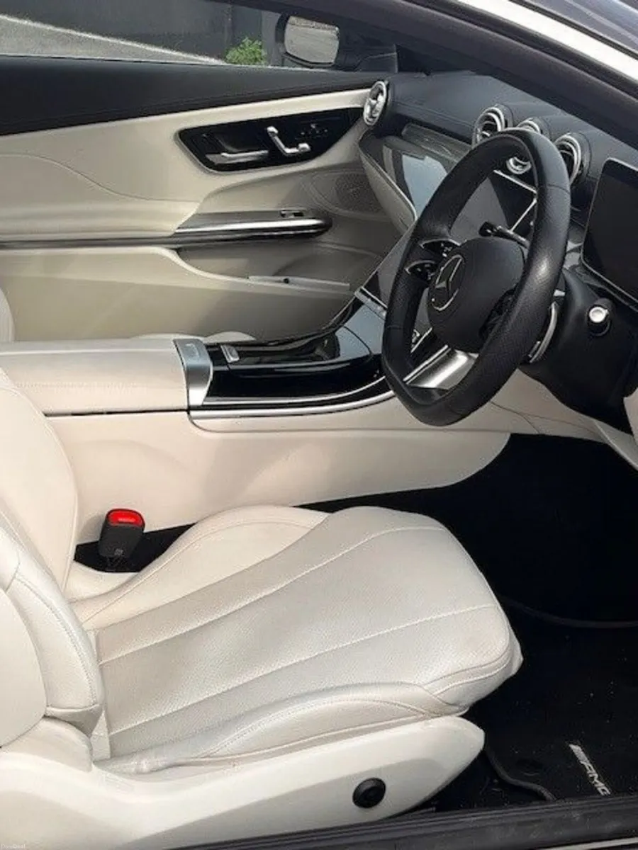 2024 Mercedes-Benz CLE 220d AMG Line Coupe - Image 2