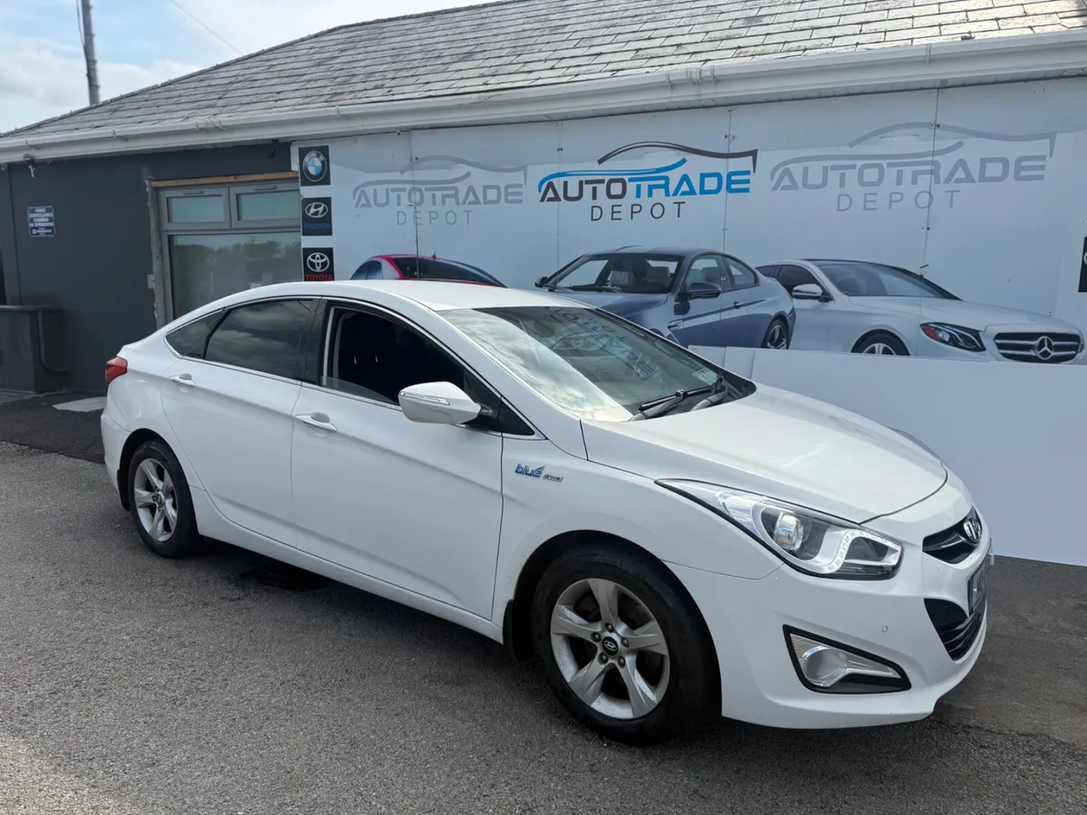 Hyundai i40 TAXED/NCTD 12/26 - Image 1