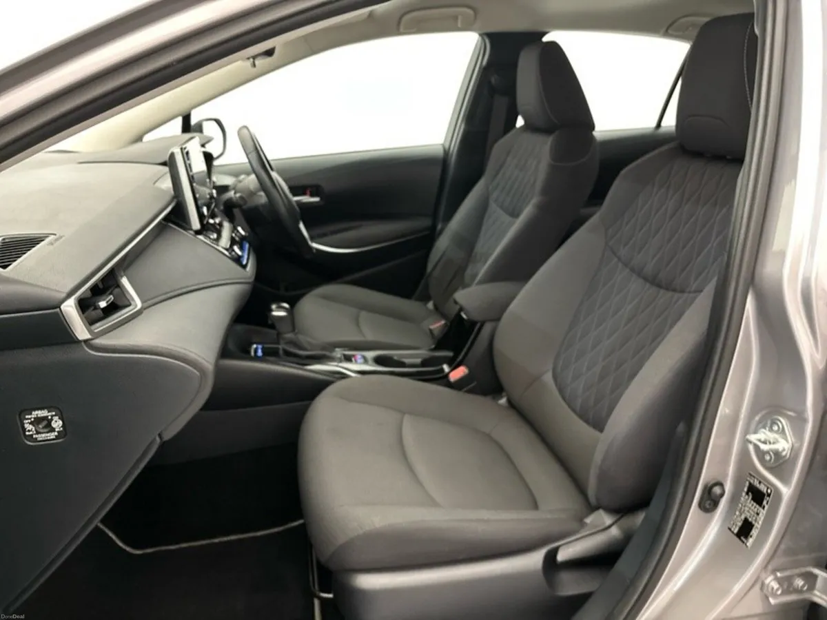 Toyota Corolla HYB LUNA SALOON 4DR AUTO - Image 6
