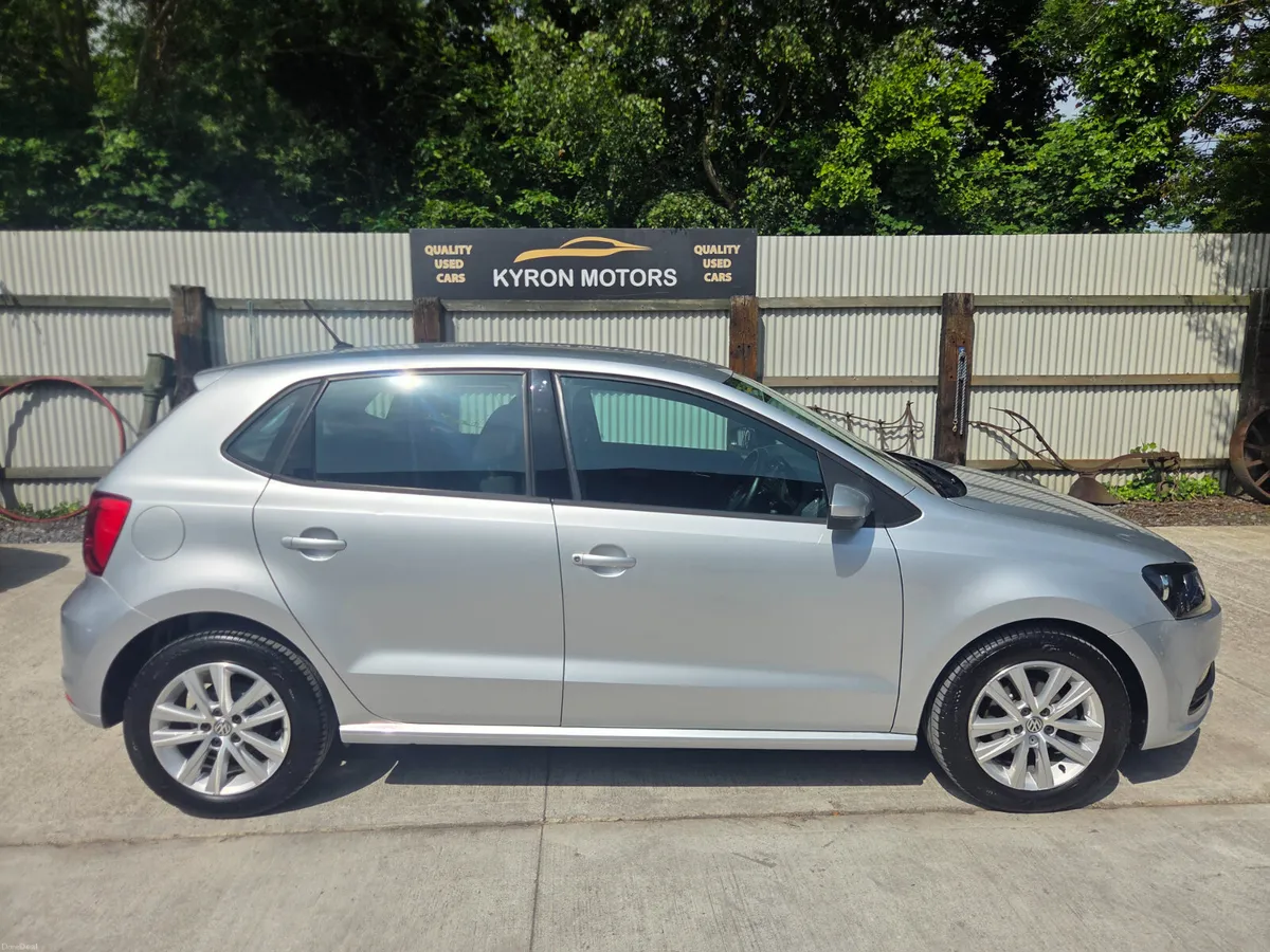 2017 Volkswagen Polo TL 1.0 Petrol | Only 32,831km - Image 4