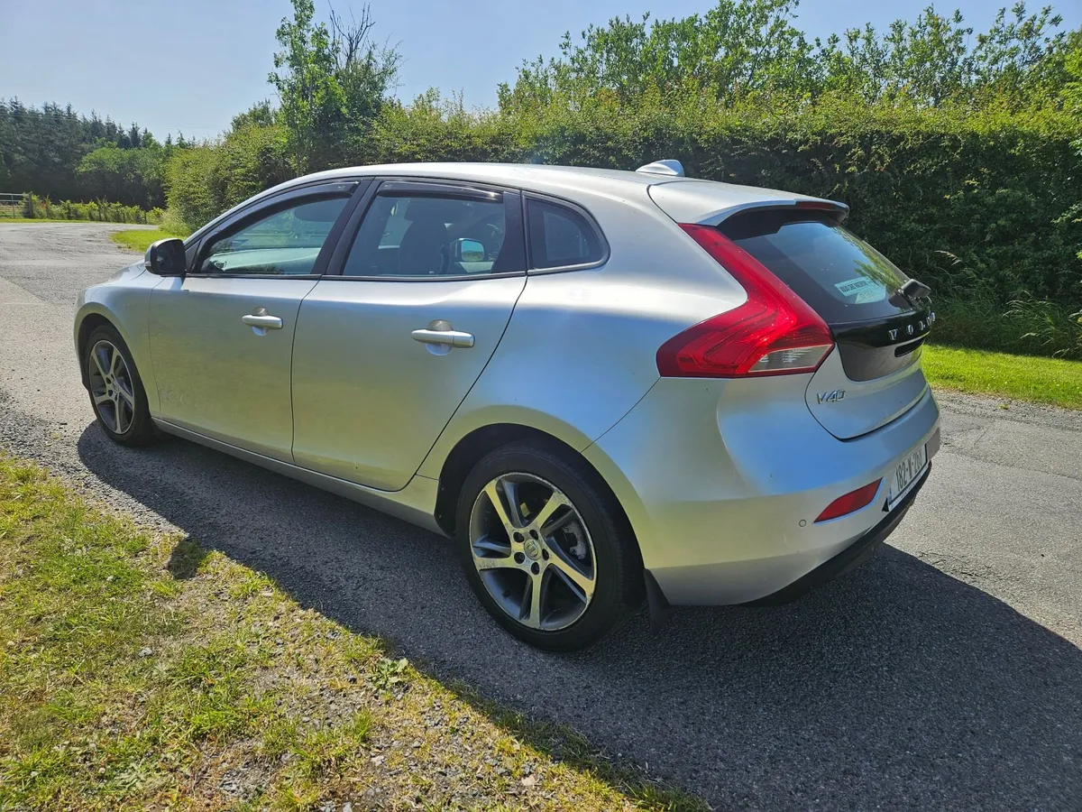 2018 Volvo V40 D2 Fresh NCT 2028 - Image 4