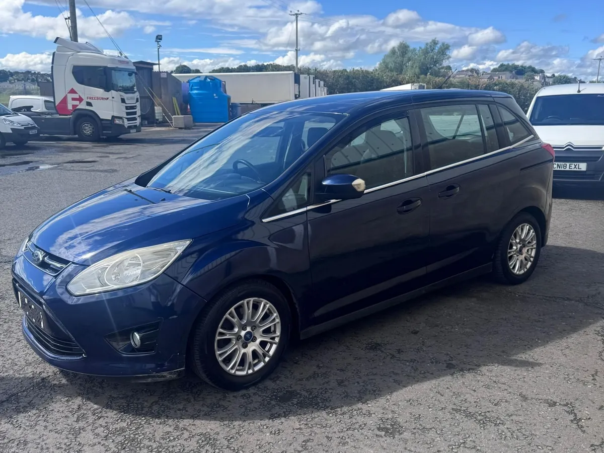 Ford Grand C-Max 2011 - Image 2