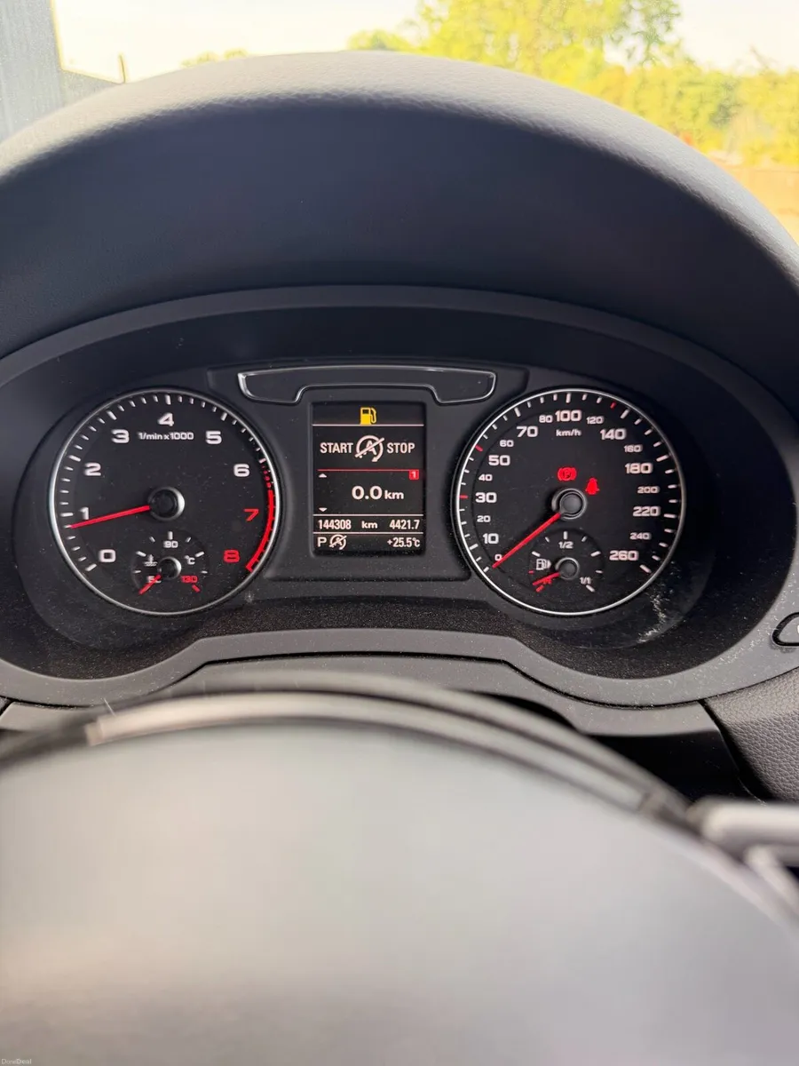 Audi Q3 1.4TFSI - Image 6