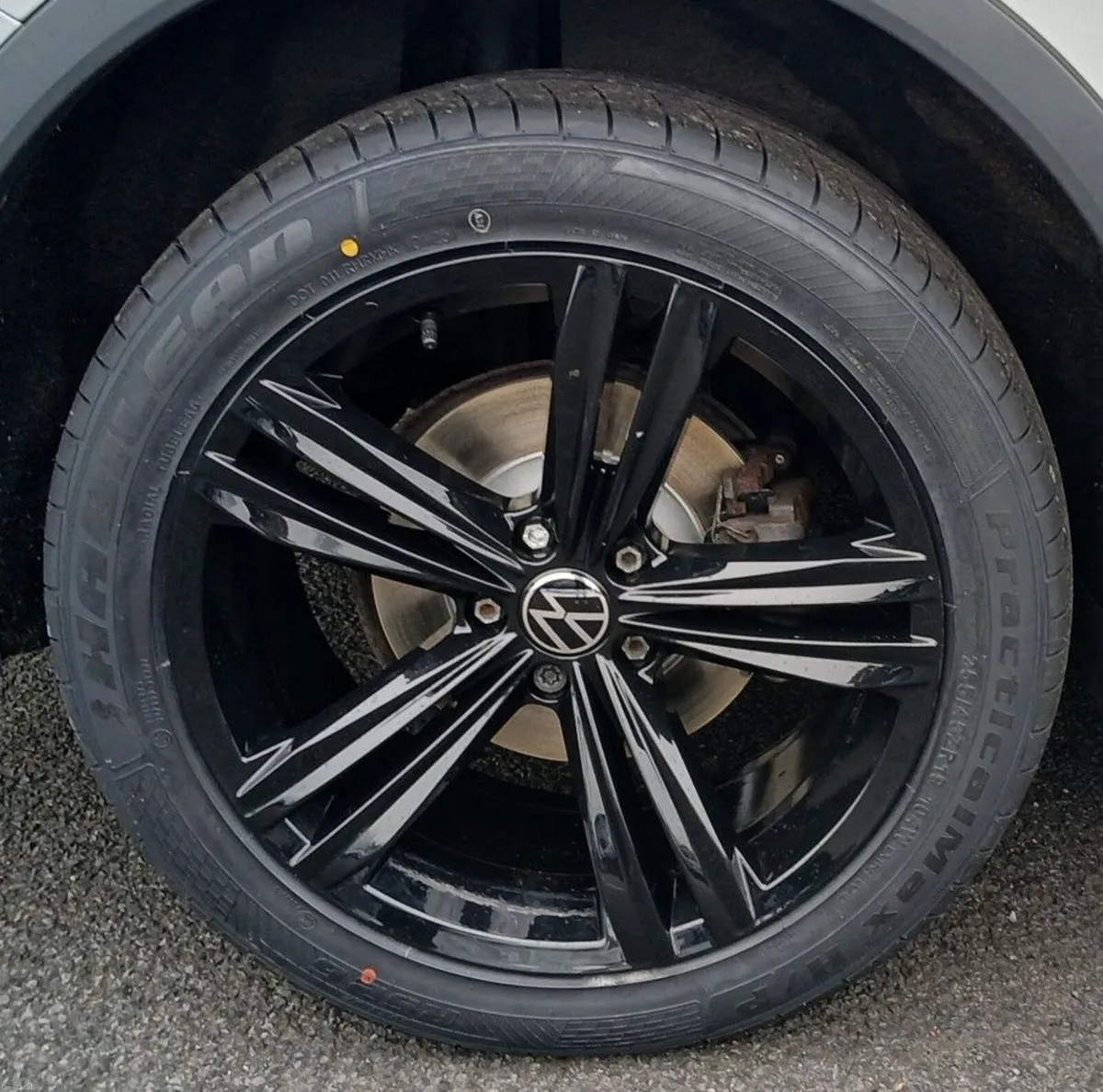 Volkswagen Tiguan Allspace R-Line  2.0 TDI 150HP D - Image 5